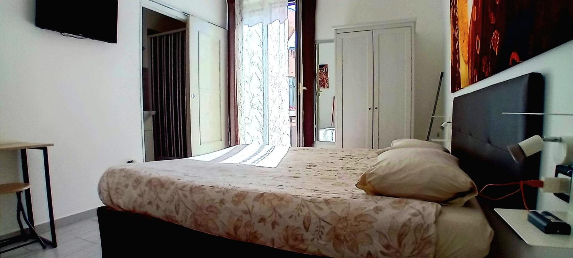 Affitti Brevi Policlinico Apartamento *